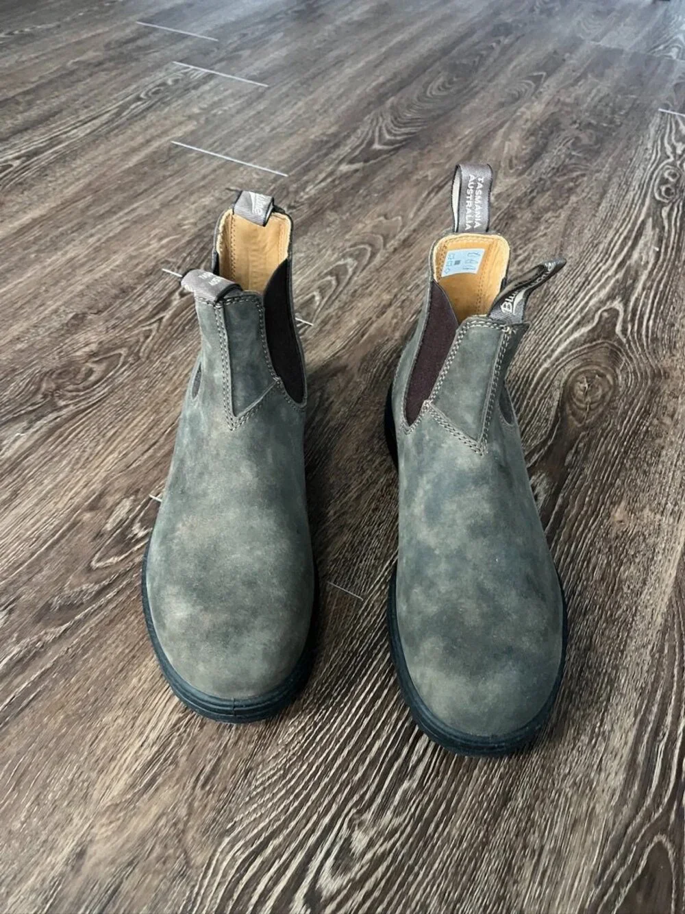 Blundstones Mens Boots Size 10 Rustic Brown Color Never Worn